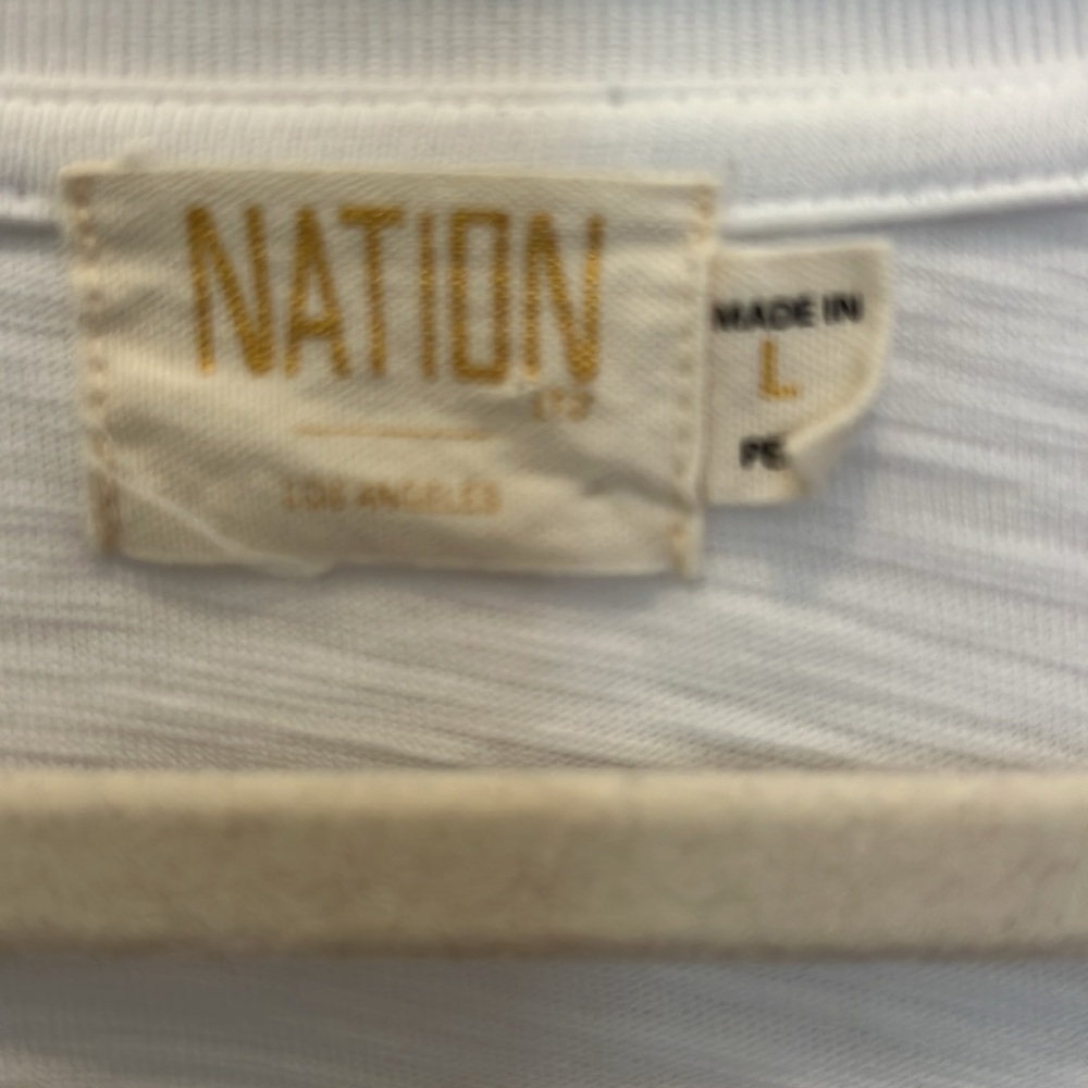 EUC NATION LTD White Teva Relaxed Bubble Tee. Size Large - Picture 2 of 8